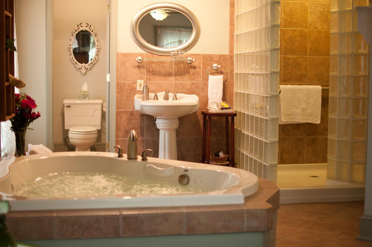 Main Street Inn Parkville Dış mekan fotoğraf